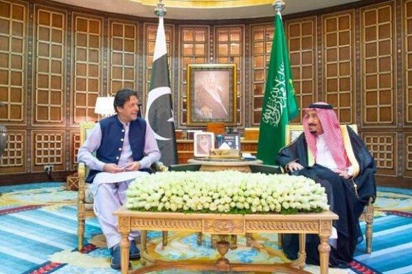 ملک سلمان و عمران خان درباره مسائل منطقه گفتگو کردند ملک سلمان و عمران خان درباره مسائل منطقه مصاحبه کردند