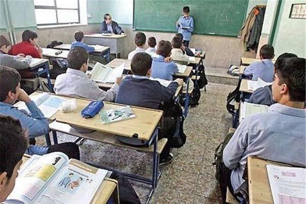 انتقاد فرماندار خلخال از عملکرد مدارس غیردولتی