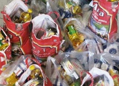 خبرنگاران توزیع بسته های کمک معیشتی در بین دانش آموزان نیازمند البرز
