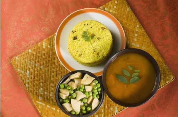 روش طبخ برنج لیمو ترش، خوشمزه و گیاهی